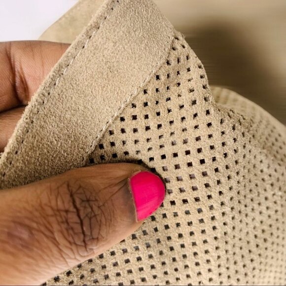 ITALIAN SOFT SUEDE BLOCK BOOTIES MADE IN ITALY - Picture 14 of 16